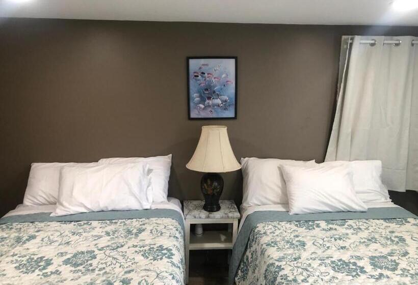 חדר סטנדרט מותאם לאדם עם מוגבלויות, Herring Run Motel And Tiny Cabins