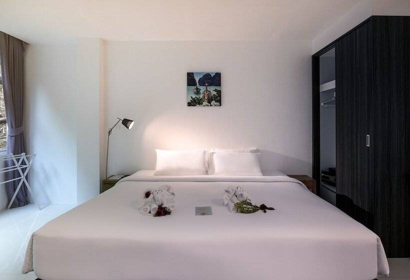 اتاق سوپریور با چشم‌انداز, Hilltop Wellness Resort
