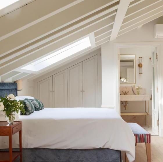 استودیوی استاندارد, Gran Hotel Brillante