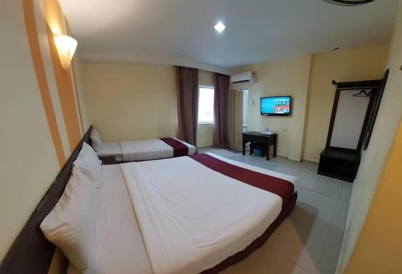 اتاق استاندارد سه تخته با چشم‌انداز, Sun Inns D Mind 3 Seri Kembangan