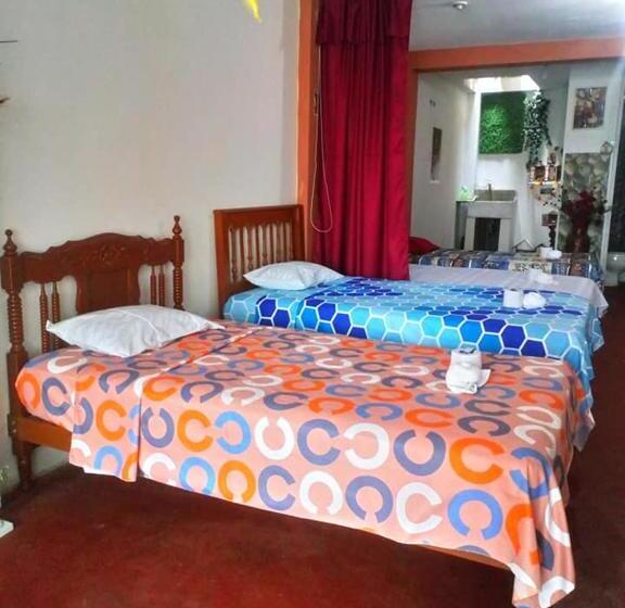 اتاق استاندارد چهار تخته, Inti Hostel Airport