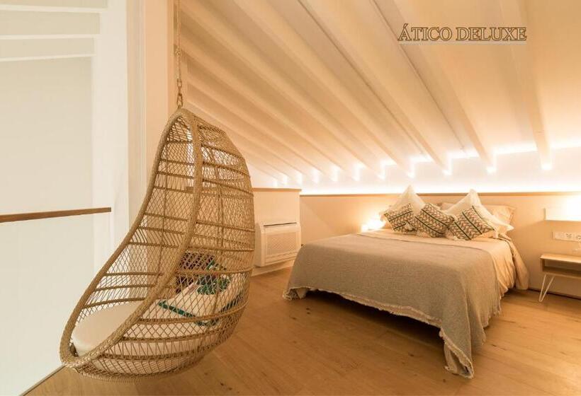 1 Bedroom Penthouse Apartment, Portmany