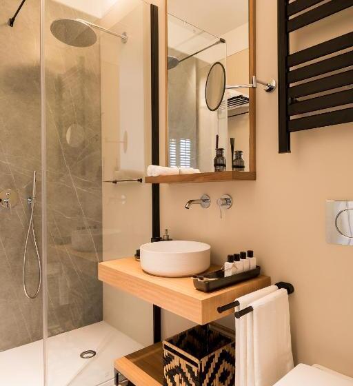 1 Bedroom Penthouse Apartment, Portmany
