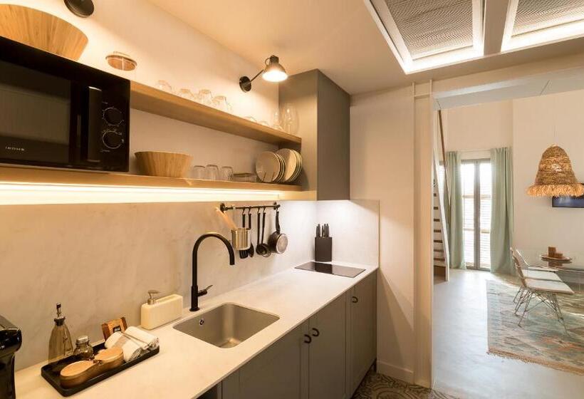 1 Bedroom Penthouse Apartment, Portmany
