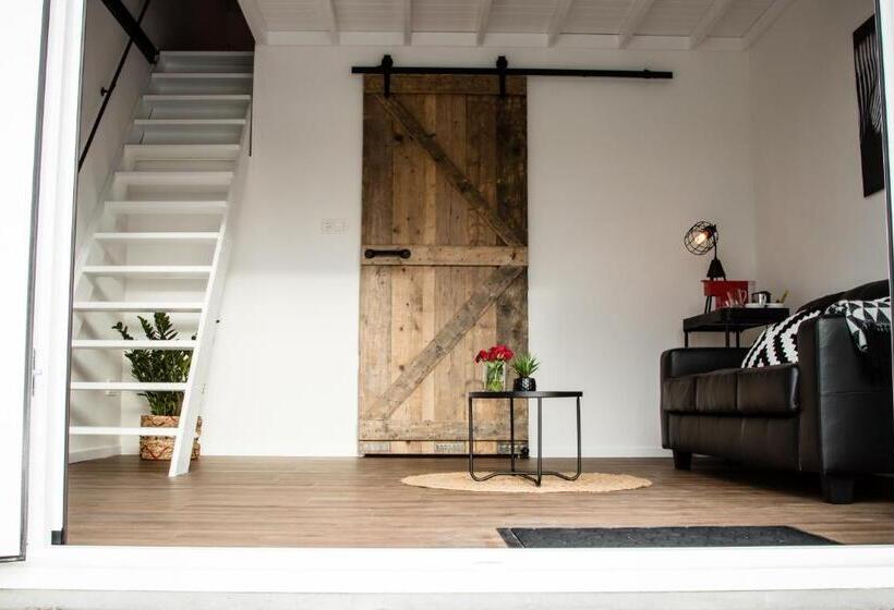 اتاق لوکس با تخت بزرگ, Bnb Purmerland