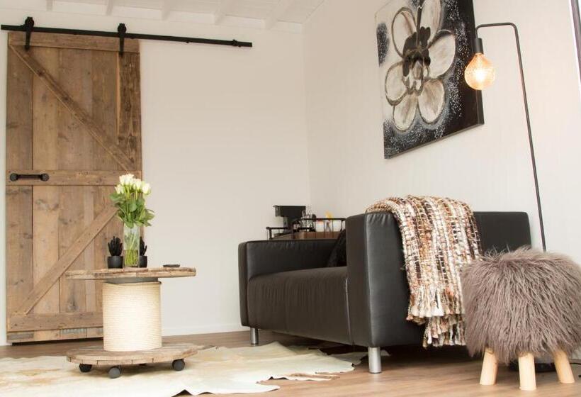 اتاق لوکس با تخت بزرگ, Bnb Purmerland