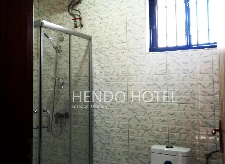 اتاق استاندارد با بالکن, Hendo