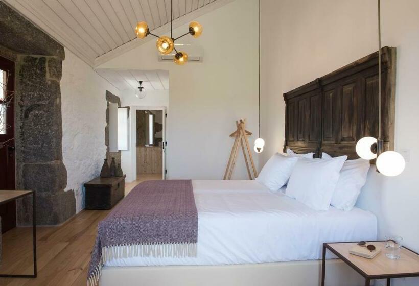 سوییت لوکس, Quinta Do Rio Noémi