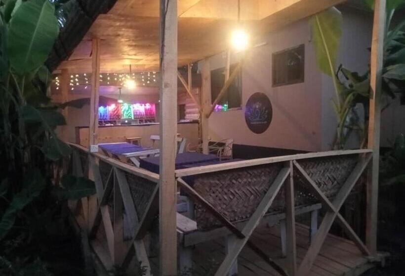 Habitació Estàndard, Swahili House & Art