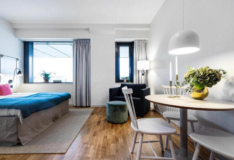 استودیوی استاندارد, Biz Apartment Bromma
