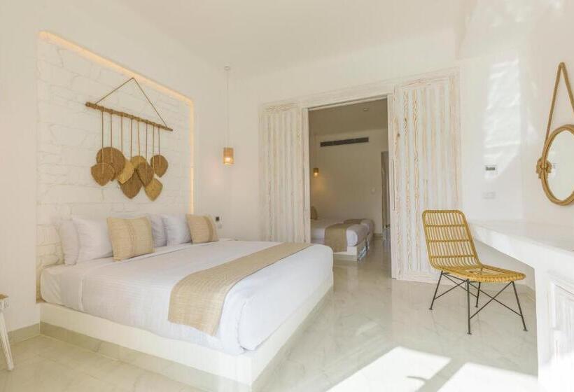 سوییت خانوادگی, Tanoak Resort