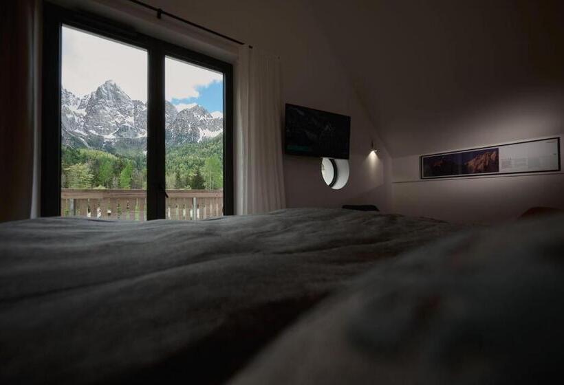 Deluxe Room Mountain View, Triangel Boutique