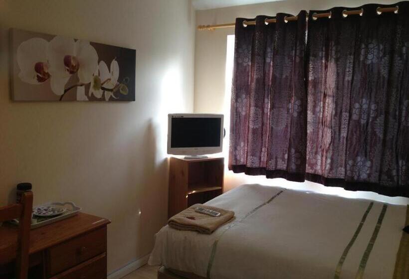 اتاق استاندارد, Room In Guest Room   Double Room Private Shower Room Deg Yr