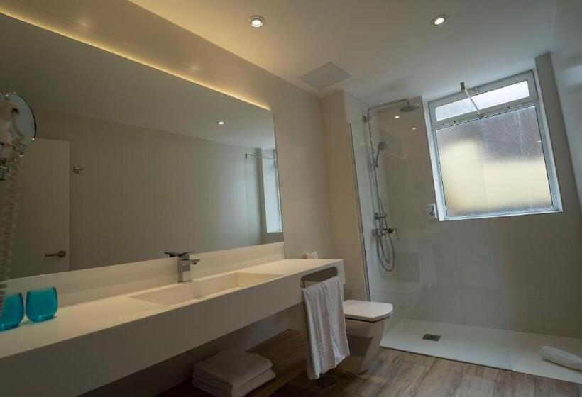 اتاق کلاسیک سه تخته, R2 Buganvilla Hotel & Spa