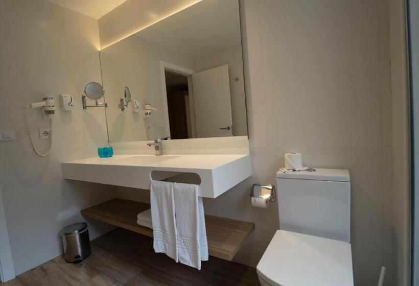 اتاق لوکس, R2 Buganvilla Hotel & Spa