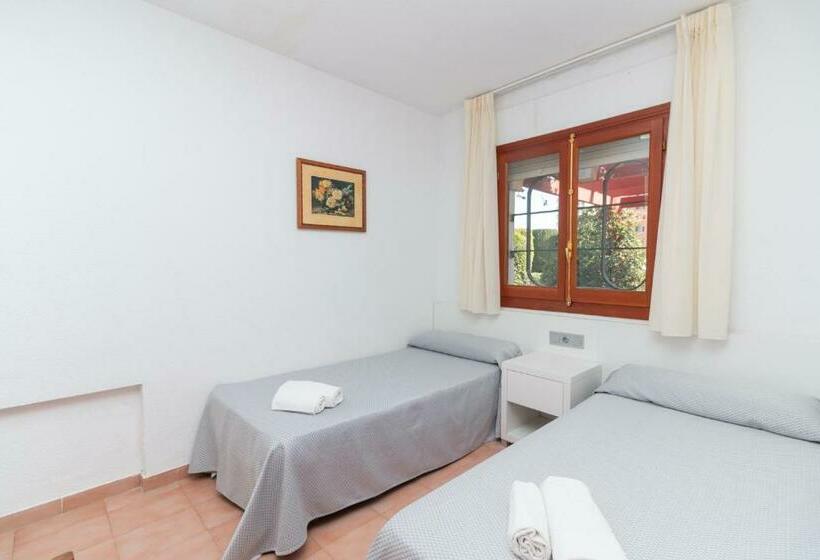 2 Bedrooms Standard Bungalow, Aparto Residence Galetamar
