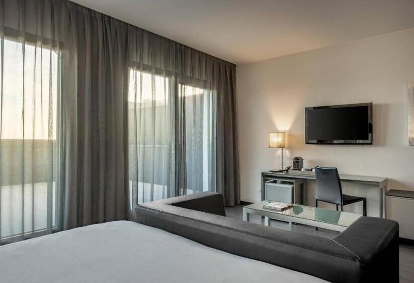 اتاق سوپریور با تخت بزرگ, Ac Hotel Atocha By Marriott