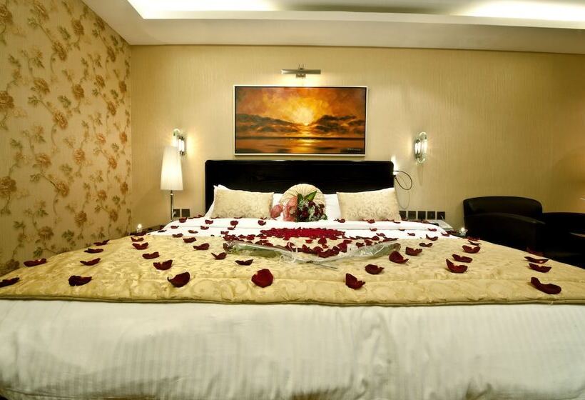 Executive Suite, Continent  Al Waha Palace Riyad