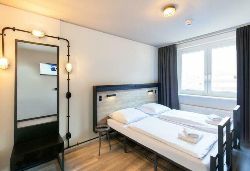 اتاق استاندارد, a&o Koln Neumarkt