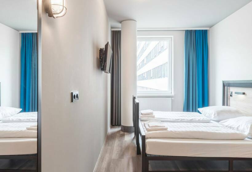 اتاق استاندارد یک نفره, a&o Koln Neumarkt