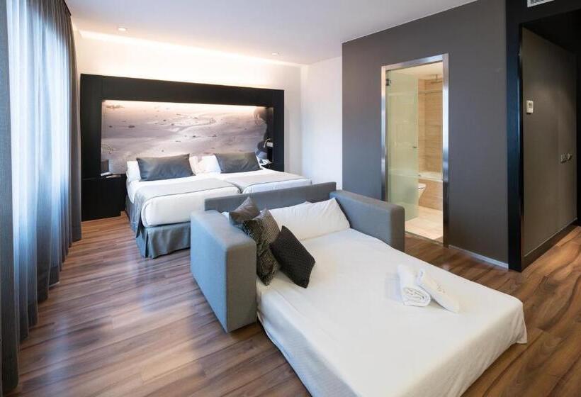 3 Bett Superior Zimmer, Catalonia Catedral