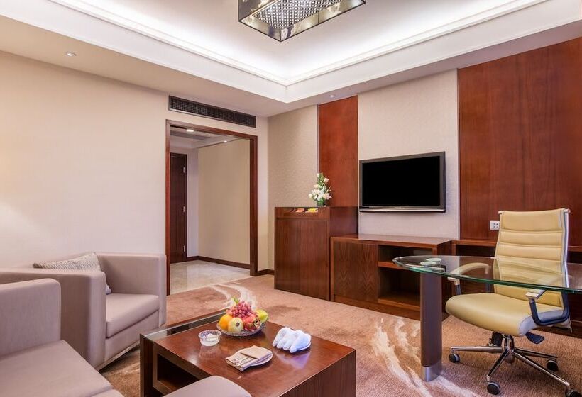 سوئیت کلاب, Crowne Plaza Foshan, An Ihg Hotel   Canton Fair Free Shuttle Bus