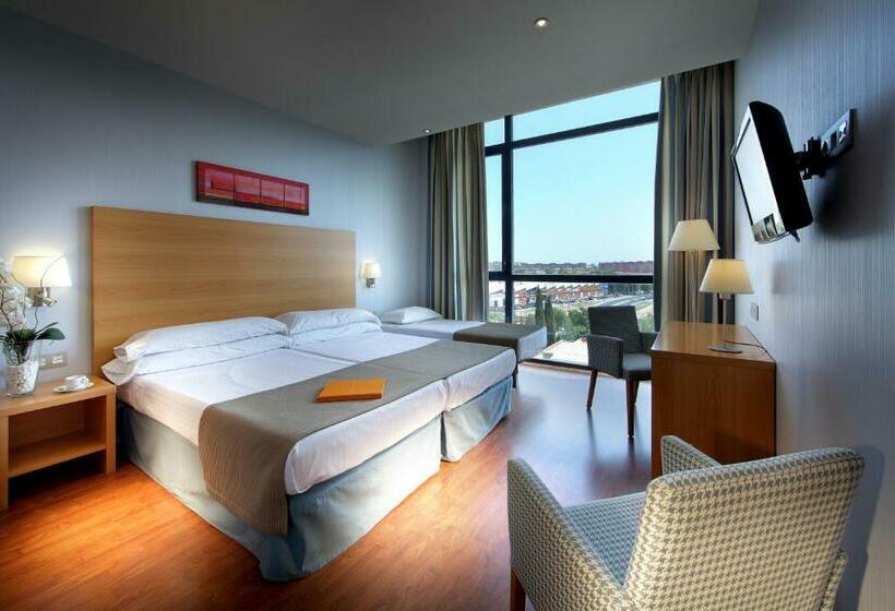 标准三人间, Exe Sevilla Palmera