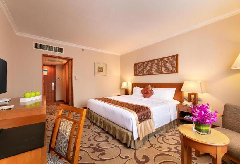 Club Room King Bed, Xi An Dajing Castle