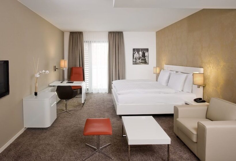 Standard Room, Innside By Meliá Dresden