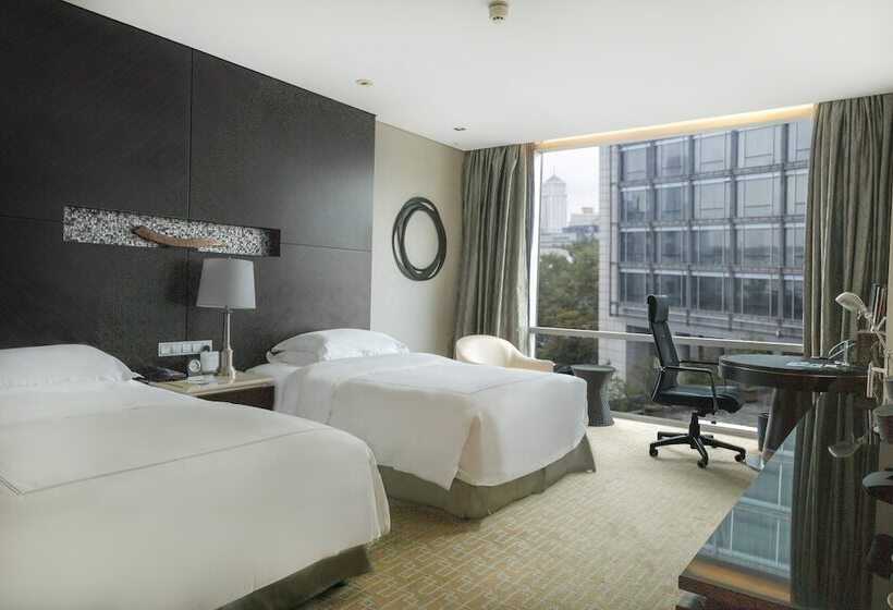 اتاق پرمیوم, Intercontinental Qingdao, An Ihg Hotel   Inside The Olympic Sailing Center