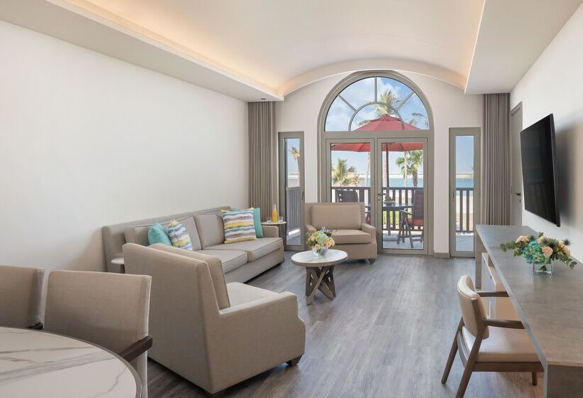 سوییت با چشم‌انداز دریا, Ja The Resort   Ja Palm Tree Court, Dubai