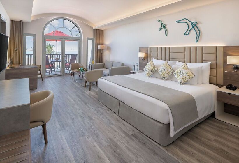 سوییت با چشم‌انداز دریا, Ja The Resort   Ja Palm Tree Court, Dubai