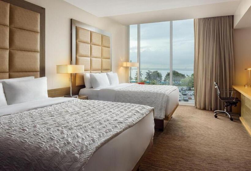 Chambre Deluxe, Le Méridien Panama