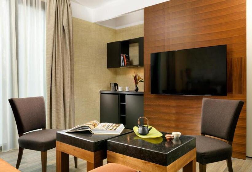 سوئیت جونیور خانوادگی, Milan Suite