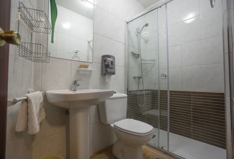 Quarto standart individual, San Juan