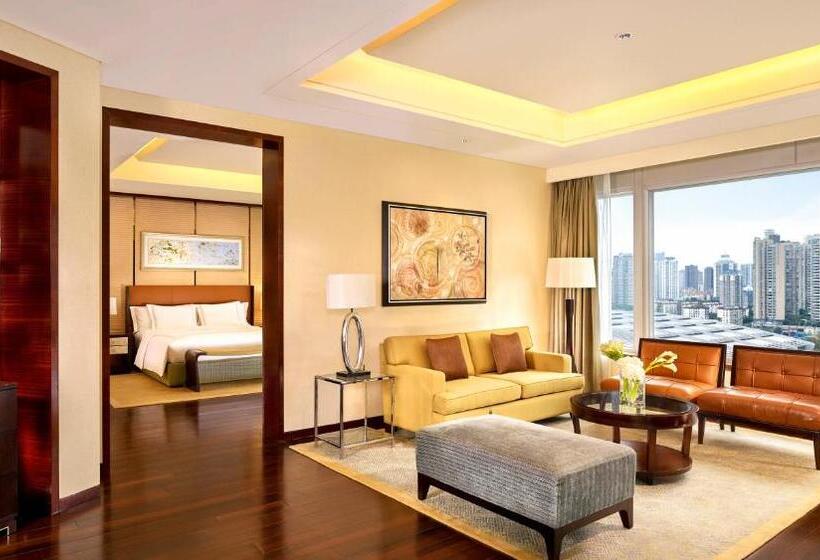 Club Junior Suite, The Ritzcarlton, Shenzhen