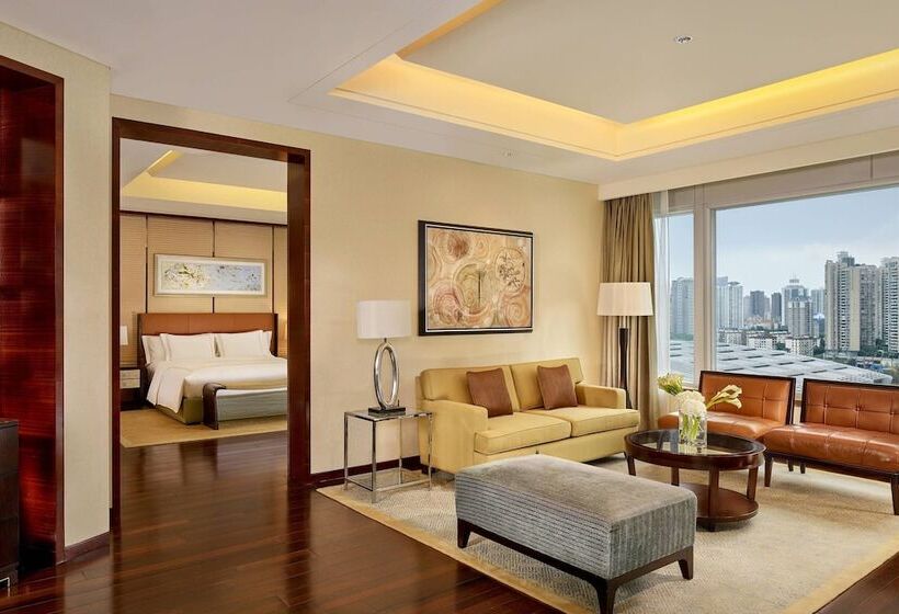 سوئیت کلاب, The Ritz Carlton, Shenzhen, Nearby Futian Cbd, Convention & Exhibition Center, Futian Railway Statio