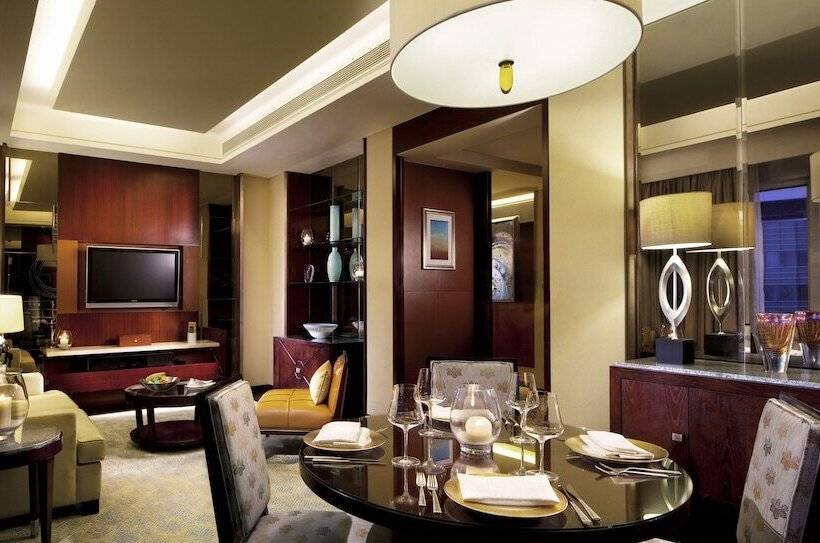 سوئیت کلاب, The Ritz Carlton, Shenzhen, Nearby Futian Cbd, Convention & Exhibition Center, Futian Railway Statio
