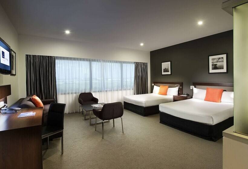 اتاق استاندارد با 2 تخت دوبل, Novotel Brisbane Airport