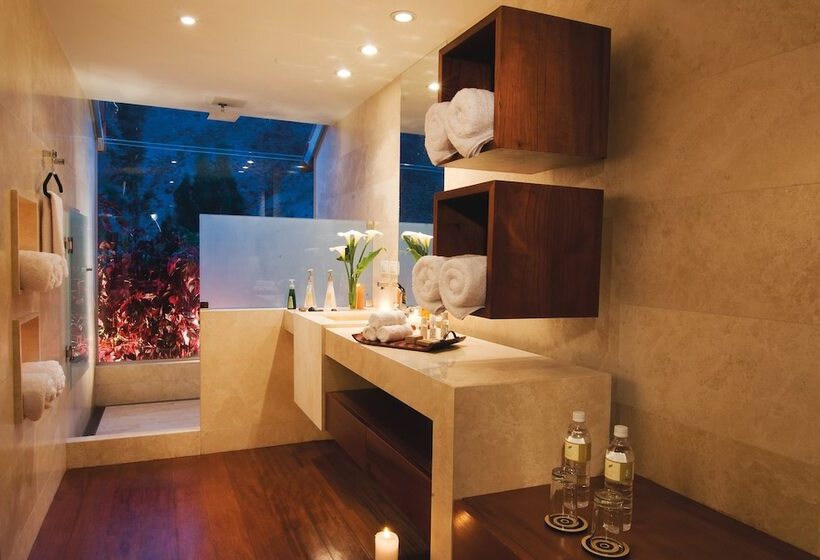 اتاق لوکس با تراس, Rio Sagrado, A Belmond Hotel, Sacred Valley