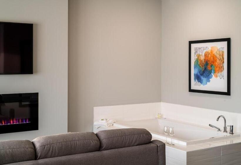 سوئیت با وان آب گرم, Amsterdam Inn & Suites Florenceville