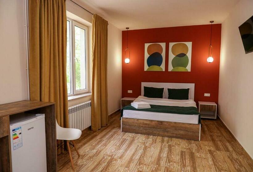 اتاق استاندارد, Getap Resort Arzni