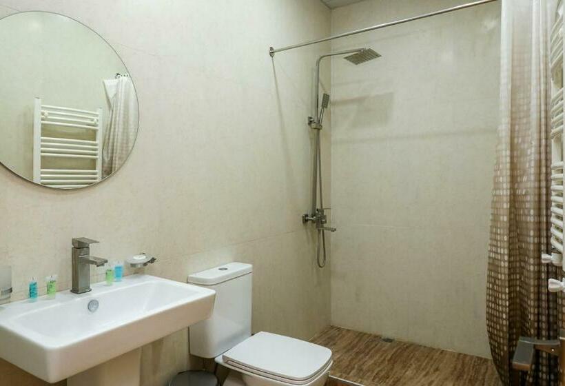 اتاق لوکس, Getap Resort Arzni