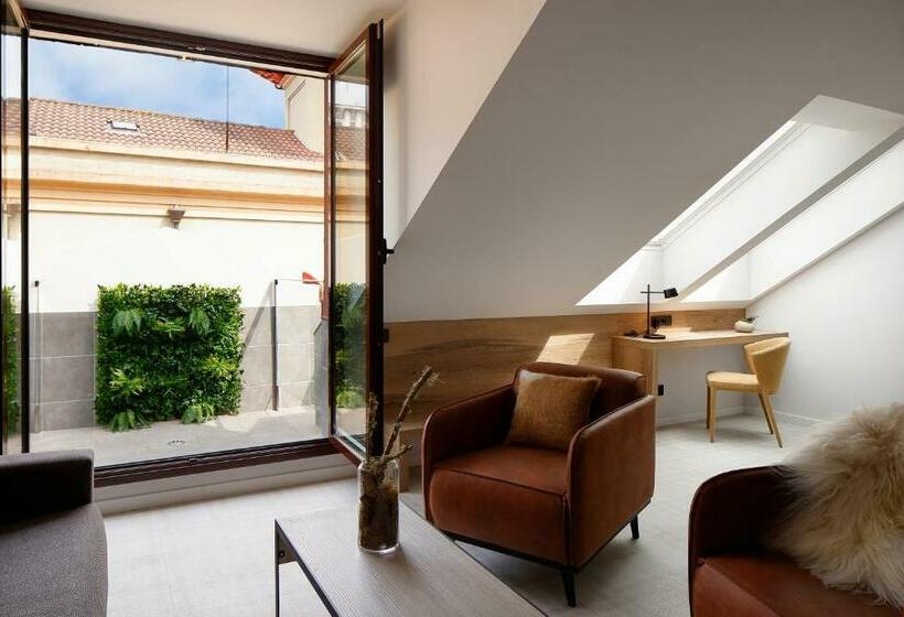 سوییت جونیور, Munna Hotel Boutique