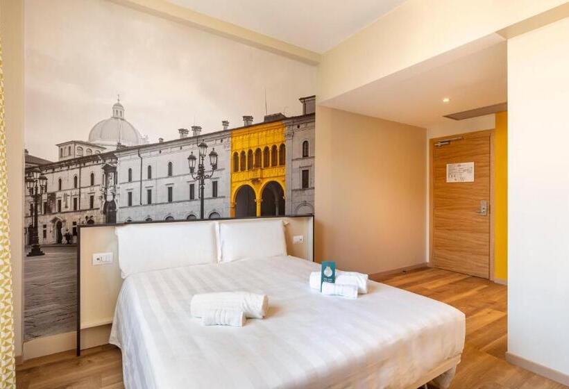 اتاق استاندارد, B&b Hotel Brescia