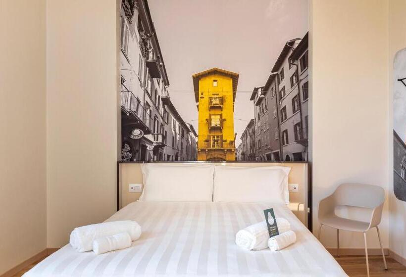 اتاق استاندارد سه نفره, B&b Hotel Brescia