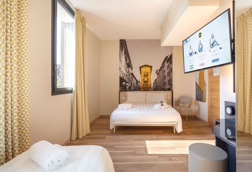 اتاق استاندارد سه نفره, B&b Hotel Brescia