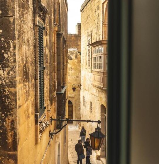 سوئیت پرزیدنت, Palazzo Bifora
