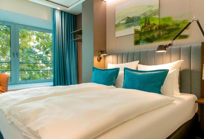 اتاق استاندارد, Motel One Stuttgart Hauptbahnhof