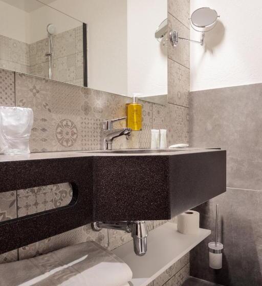 اتاق استاندارد, River Hotel & Spa